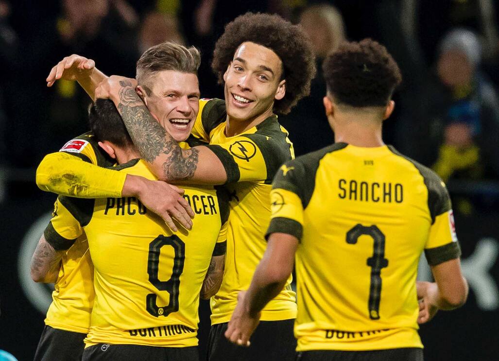 Borussia Dortmund vence mais uma no Alemão