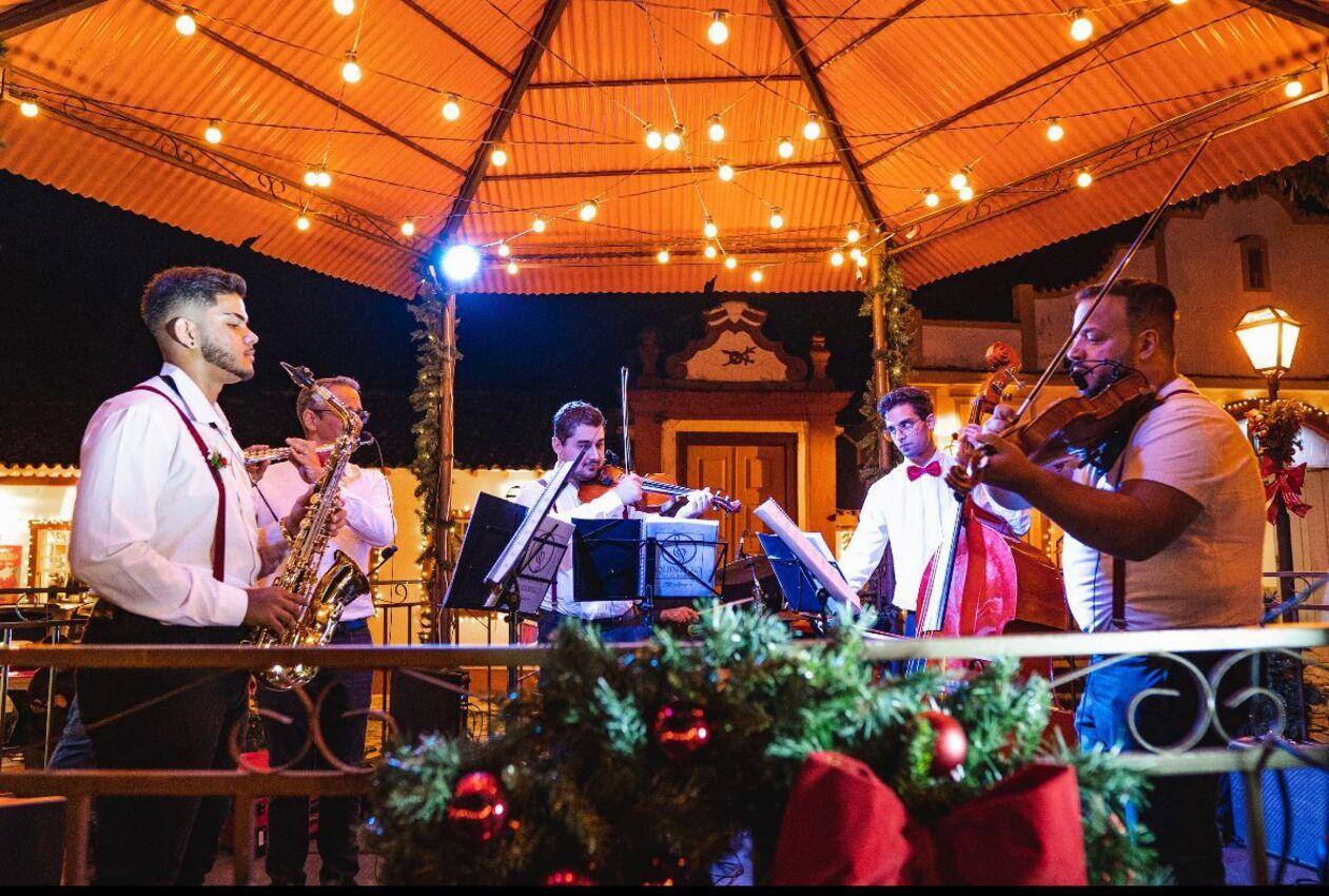 Tiradentes está com programação diversificada com cantatas de natal, concertos, cortejos natalinos, coreto musical