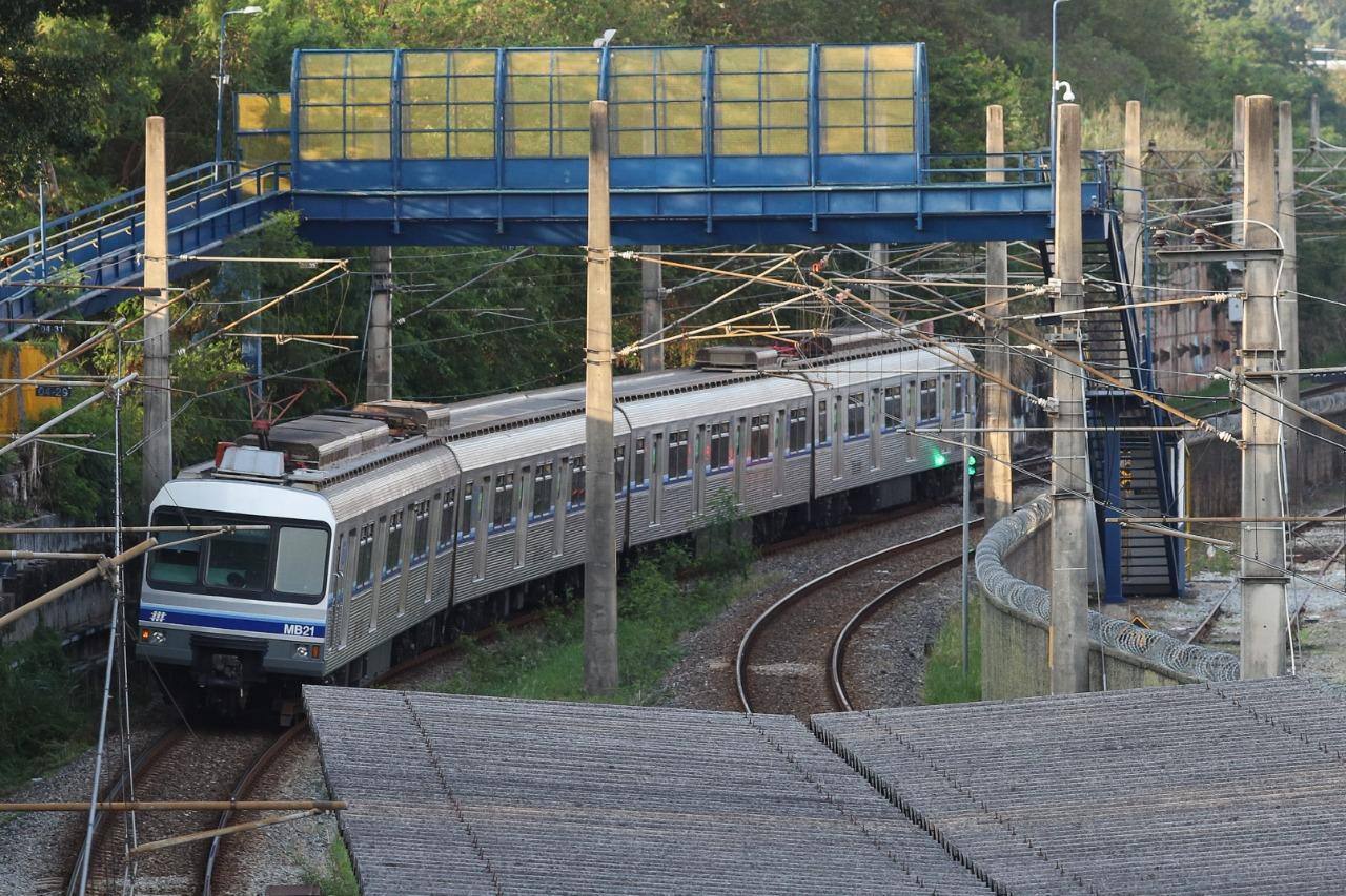 Metrô apresentou problemas na circulação nesta quarta-feira