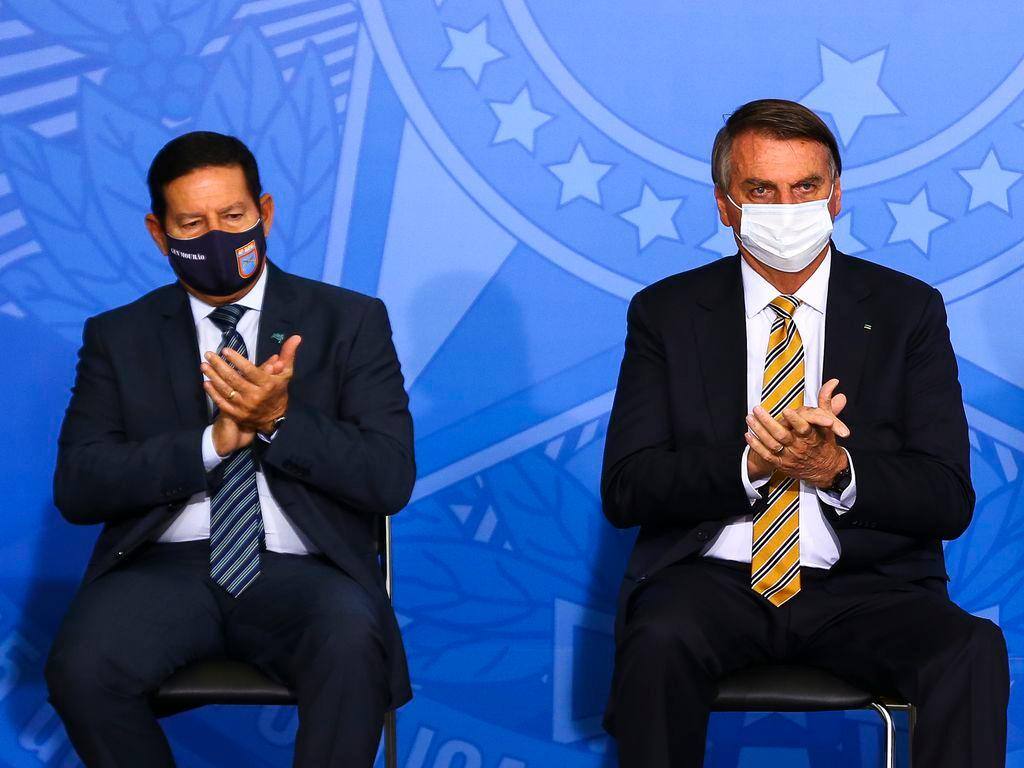 O vice-presidente Hamilton Mourão e o presidente Jair Bolsonaro