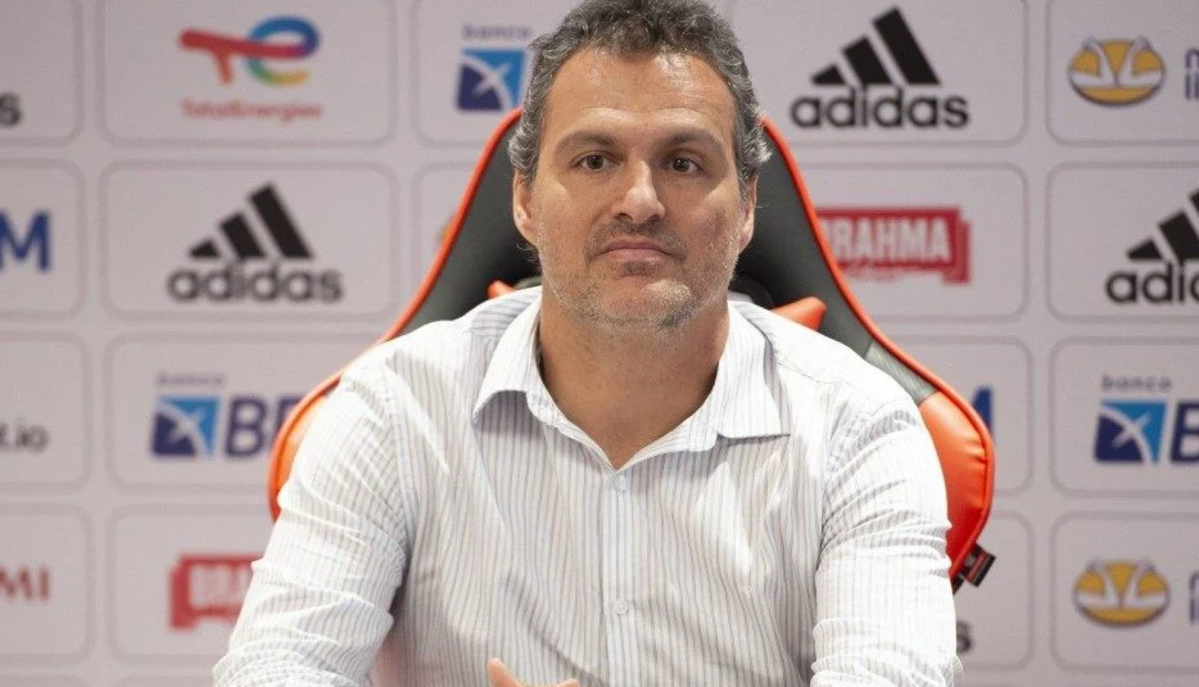 O diretor de futebol do Flamengo, Bruno Spindel, deu sua justificativa sobre o prosseguimento do Brasileirão