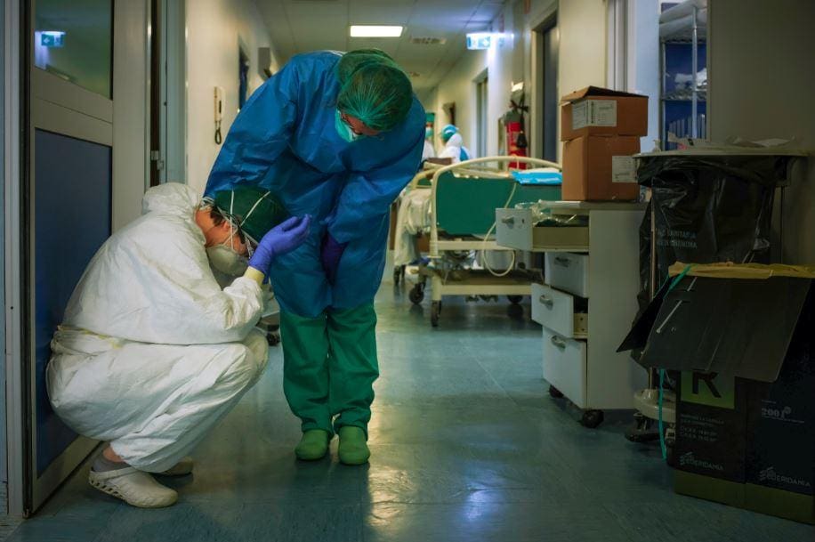 A maior parte das mortes pelo novo coronavírus na Itália aconteceram em Milão, que está com o sistema de saúde sobrecarregado