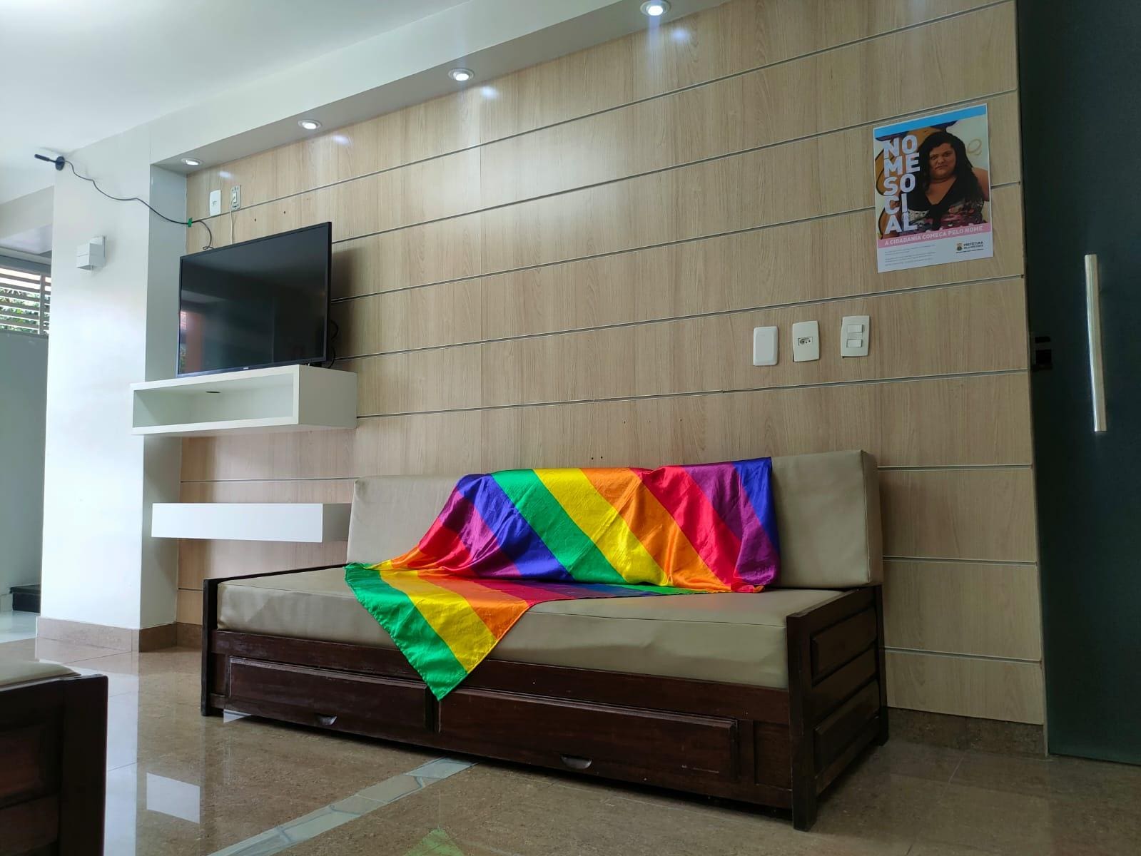 CASA DE ACOLHIMENTO LGBT