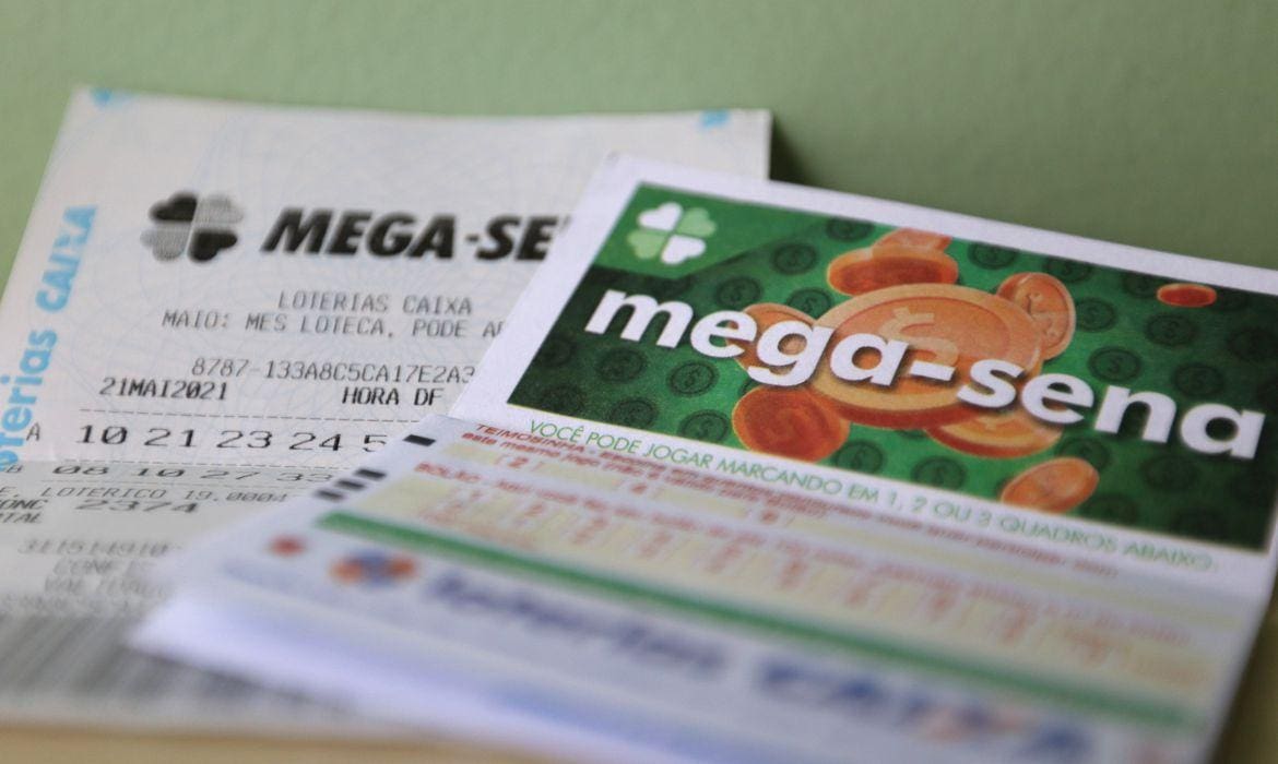 Mega-sena não tem acertador e acumula prêmio de R$ 17 milhões