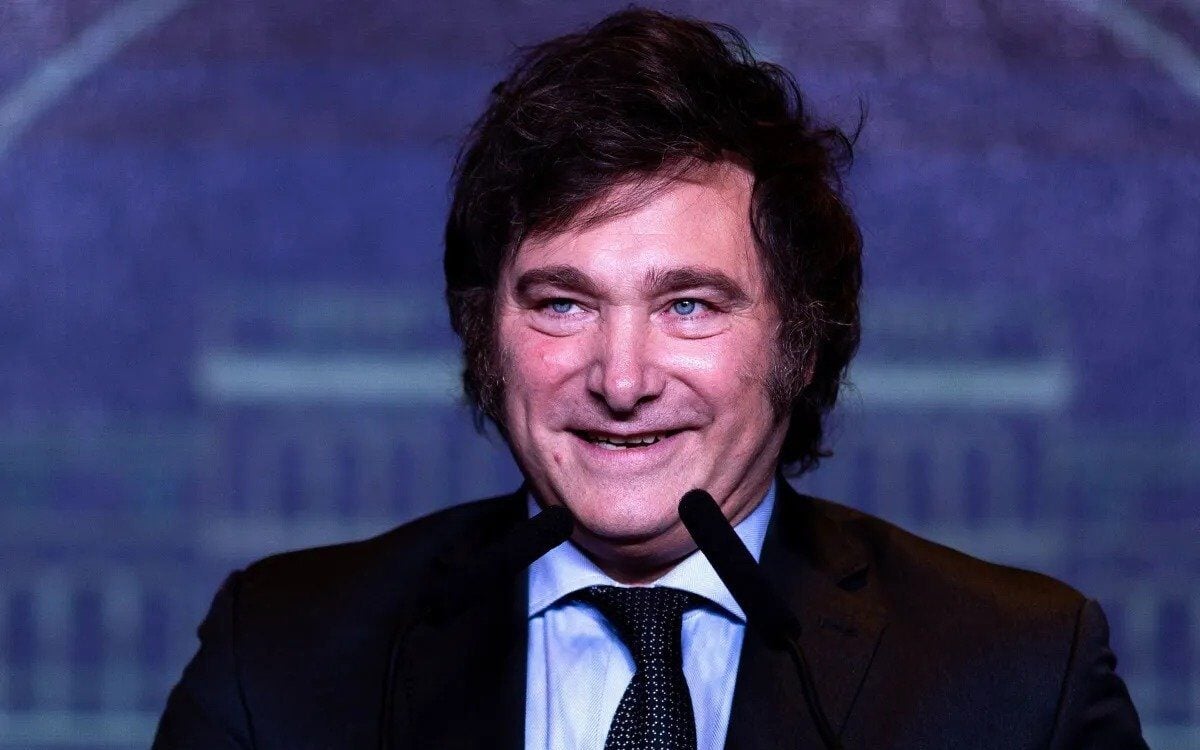 Privtização da companhia de saneamento era promessa de campanha de Javier Milei | Foto: Tomas Cuesta/AFP