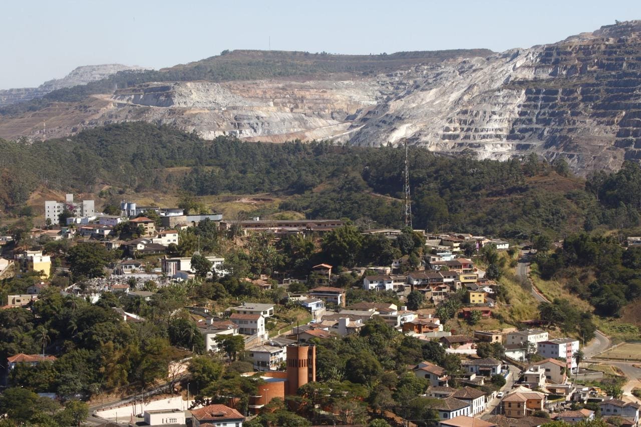 Itabira é um dos principais municípios produtores de minério de Minas