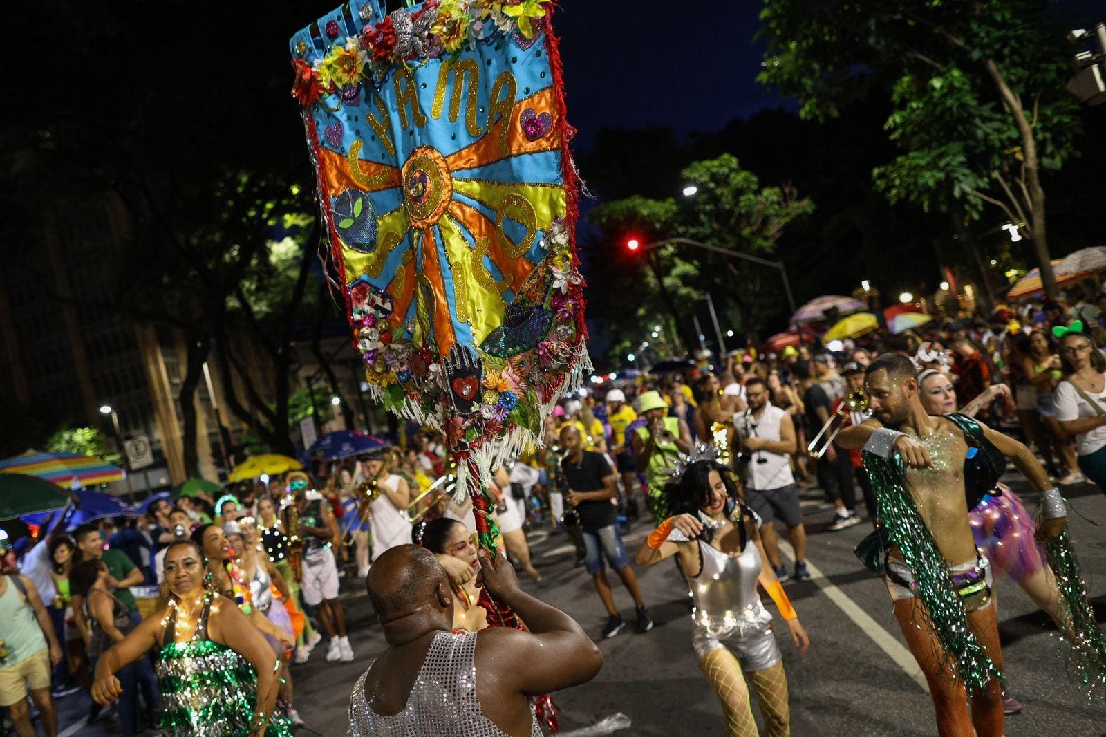 Bloco 'Chama o Síndico' é um dos mais tradicionais do Carnaval de BH 