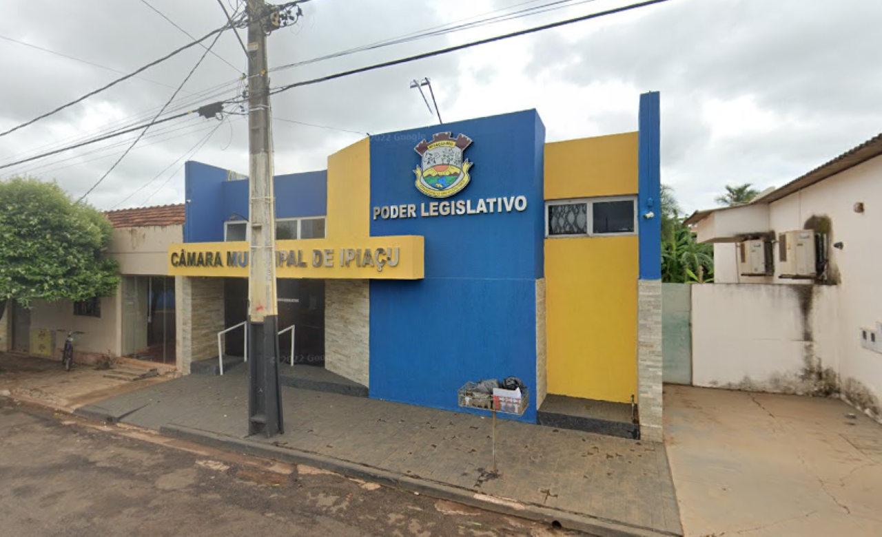 Um vereador da cidade de Ipiaçu, no Triângulo Mineiro, foi acusado de ter agredido uma mulher durante uma briga generalizada em partida de futebol