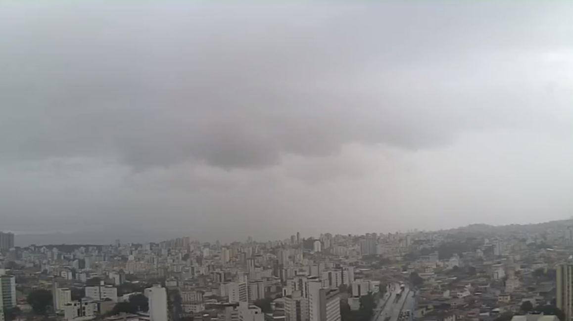 Chuvas voltam a atingir Belo Horizonte nesta segunda-feira