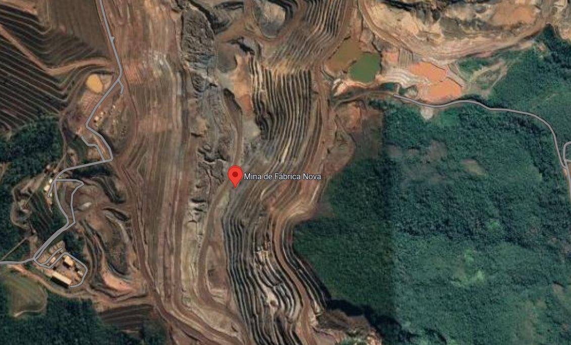 Mina Fábrica Nova, em Mariana