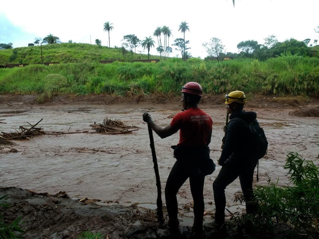 Três corpos foram encontrados na área onde ficava o vestiário da Vale 