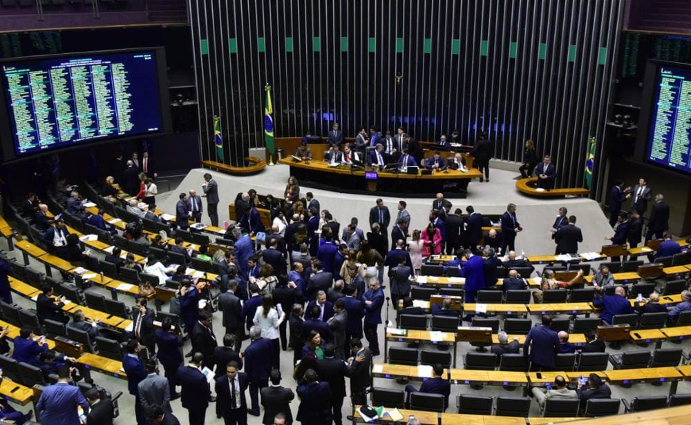 Câmara dos Deputados durante votação da reforma tributária