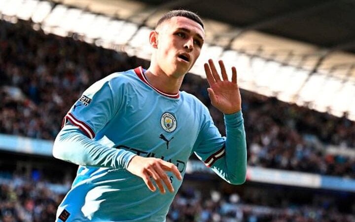 Phil Foden comemora gol marcado pelo Manchester City (Foto: Olli Scarff/AFP)