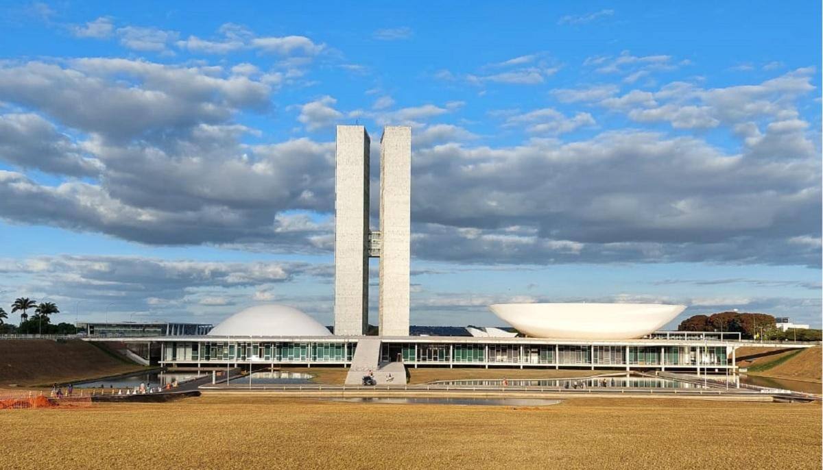 Projetos apresentados na Câmara dos Deputados tentam alterar lei após STJ dar ganho de causa da planos de saúde