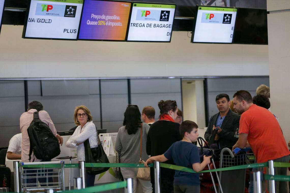 Com as receitas e despesas, a conta de viagens internacionais ficou negativa em US$ 816 milhões