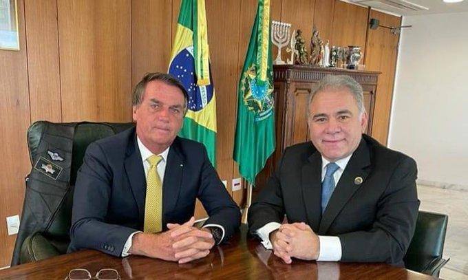 Jair Bolsonaro e Marcelo Queirogajfif