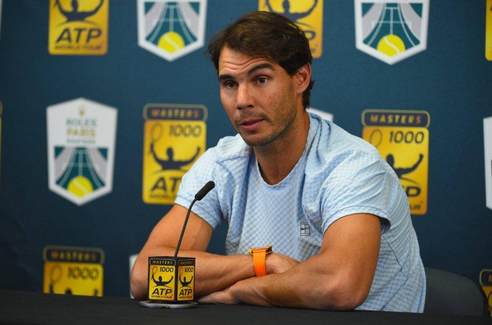 Nadal teve que se afastar das competições para se recuperar de dores crônicas no quadril