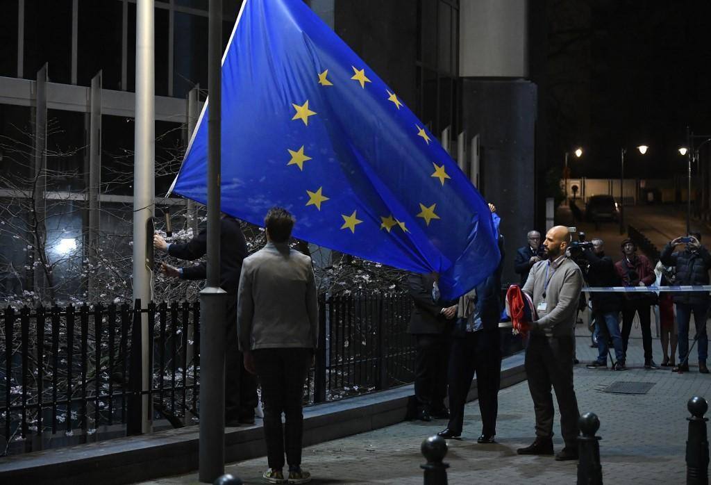 Brexit: Britânicos chegam a Bruxelas em potencial tentativa de acordo com a UE