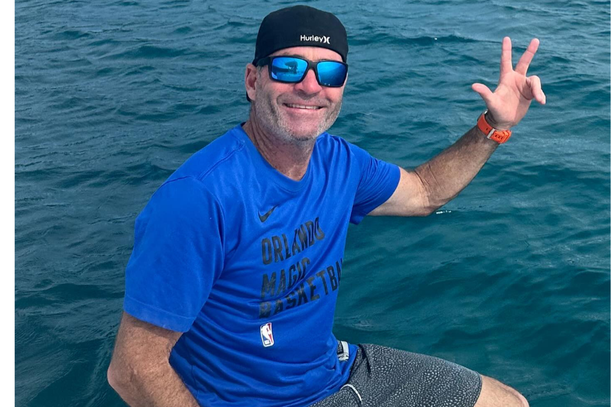 O surfista Darren Kaye