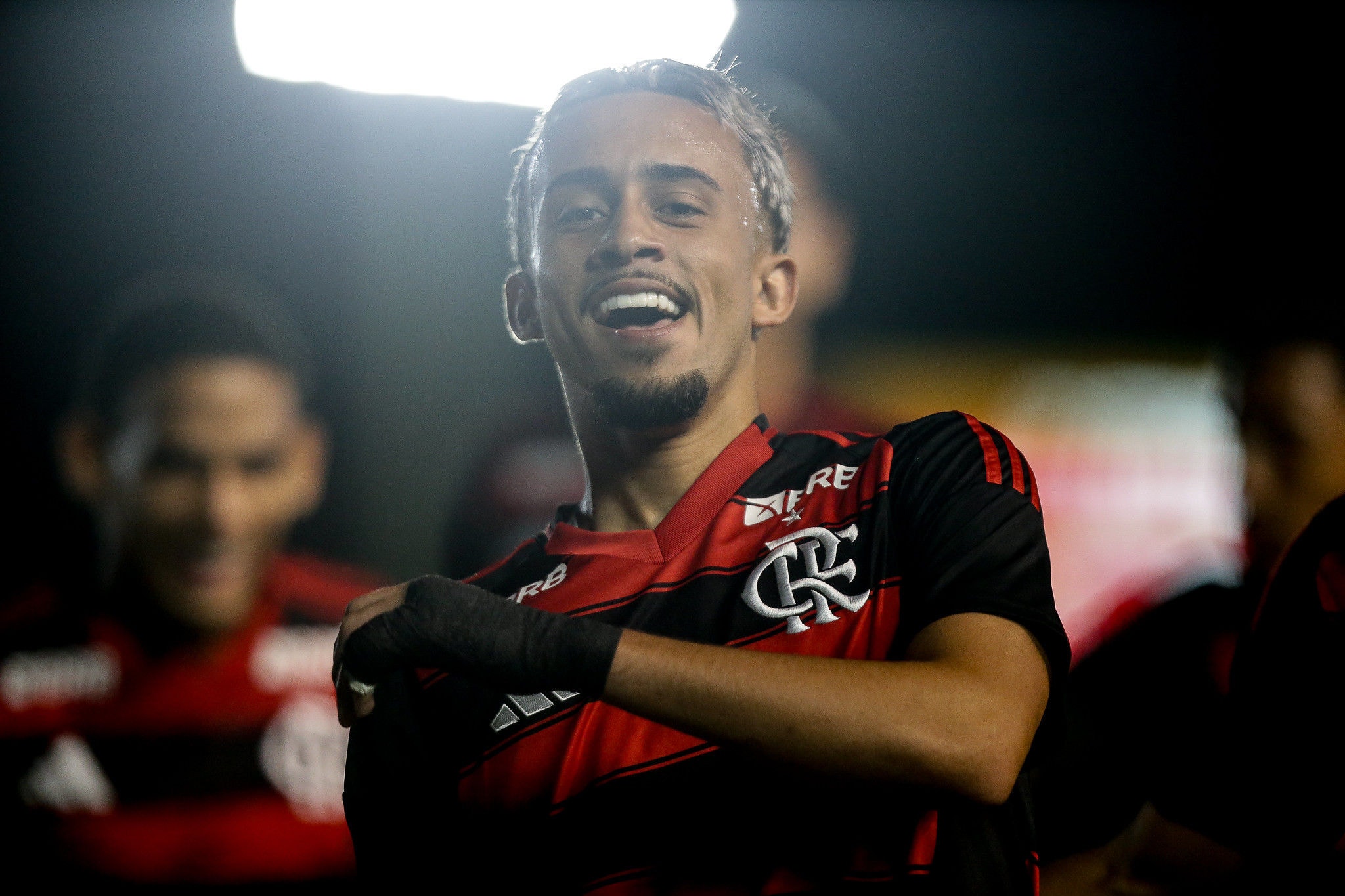Matheus tem 19 anos e é natural do Rio de Janeiro