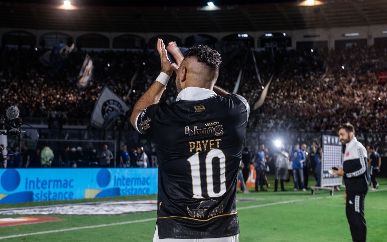 Camis 10 do Vasco está livre após saída de Payet (Foto: Leandro Amorim/Vasco)