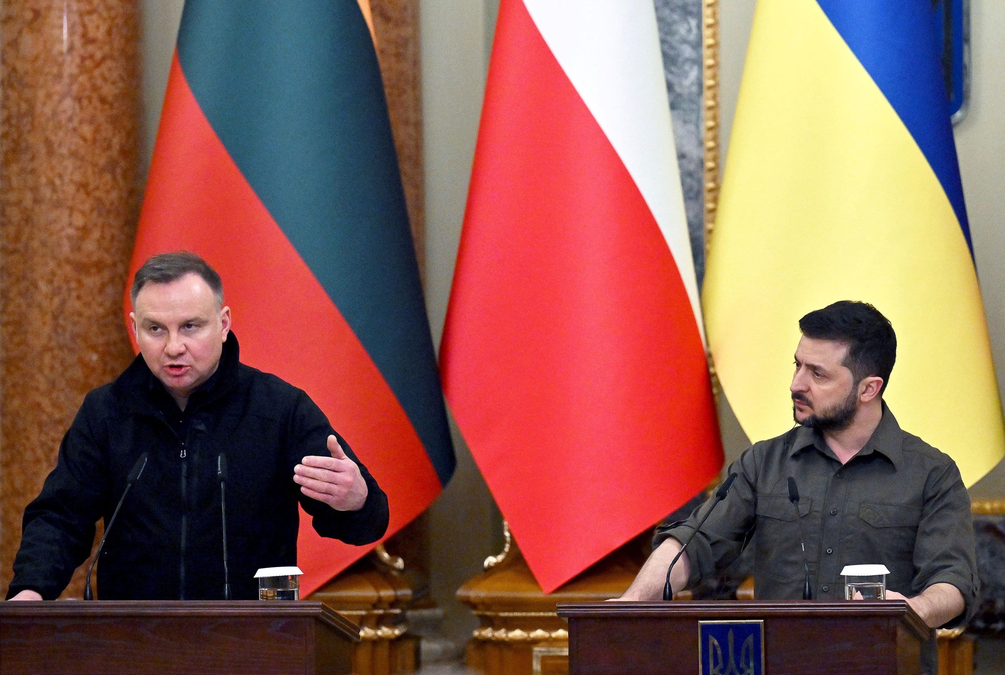 Os presidentes Andrzej Duda, da Polônia, e Volodymyr Zelensky, da Ucrânia