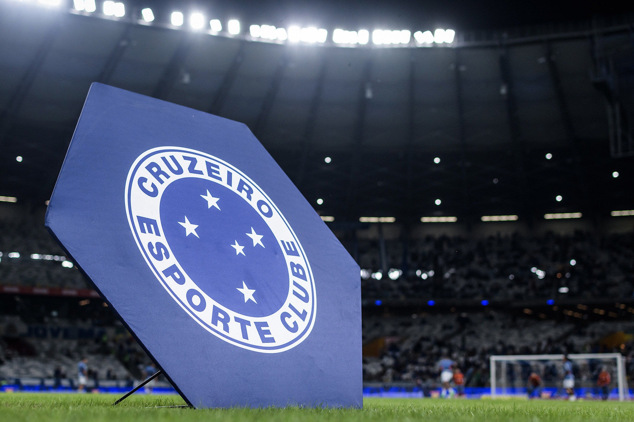 Equipe celeste  mantém 100% de aproveitamento jogando no Gigante da Pampulha