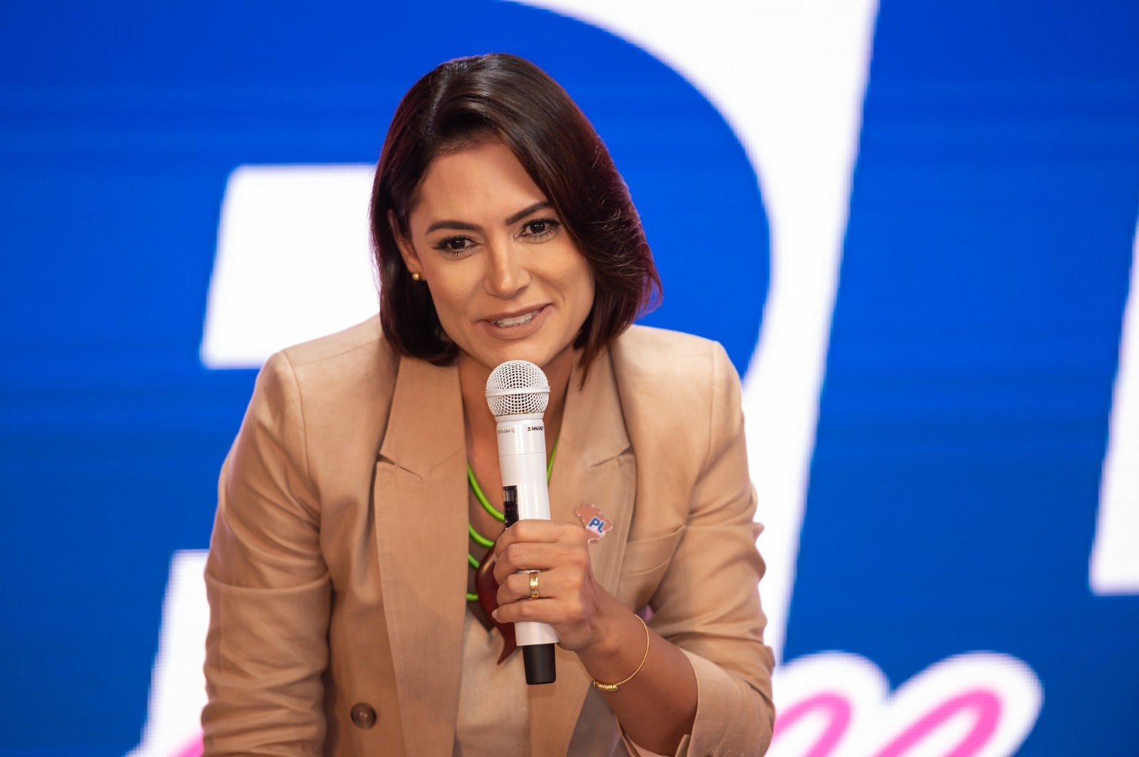 Ex-primeira-dama Michelle Bolsonaro é cotada como candidata ao Senado e à Presidência da República