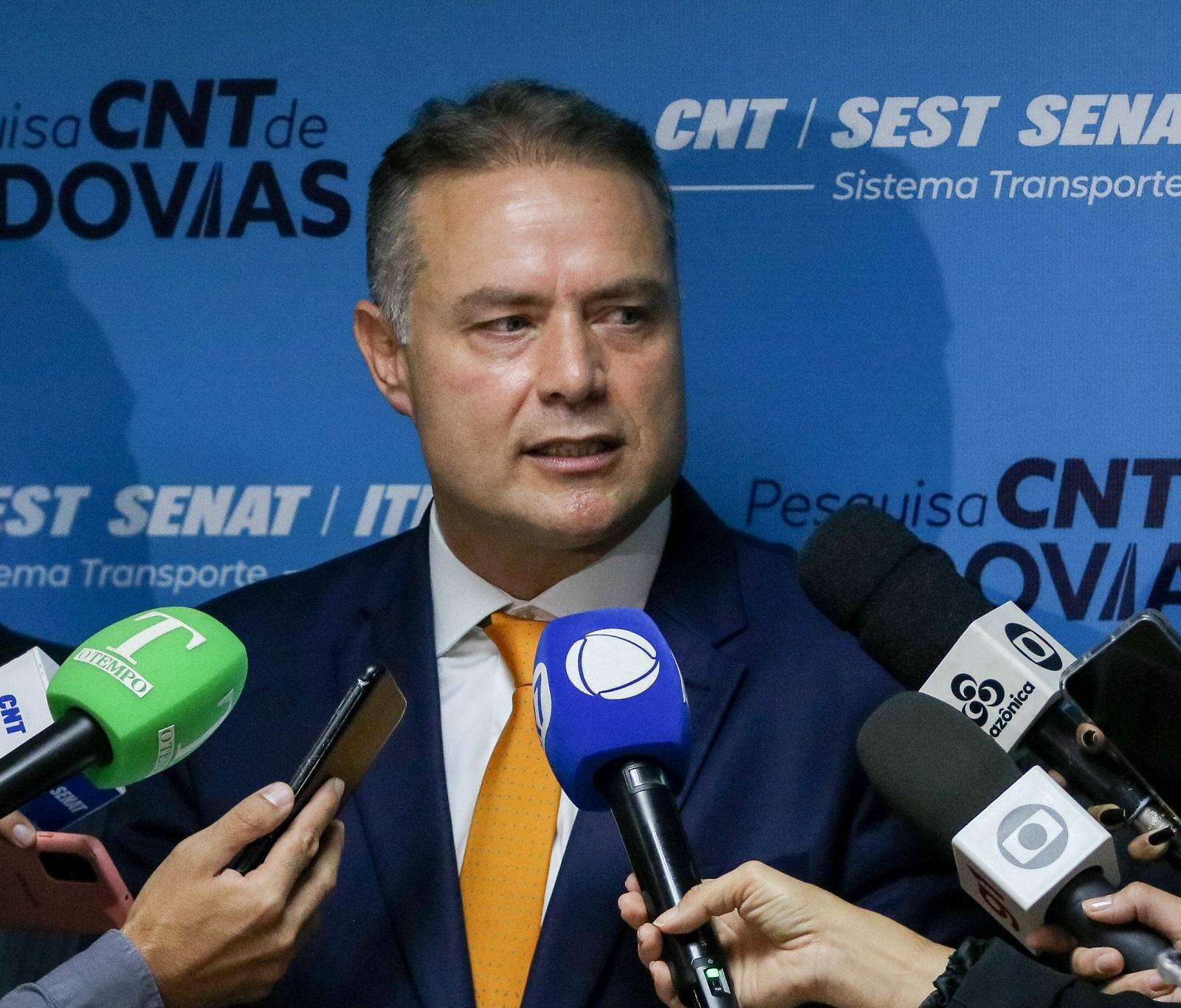 Renan Filho é ministro dos Transportes do governo Lula