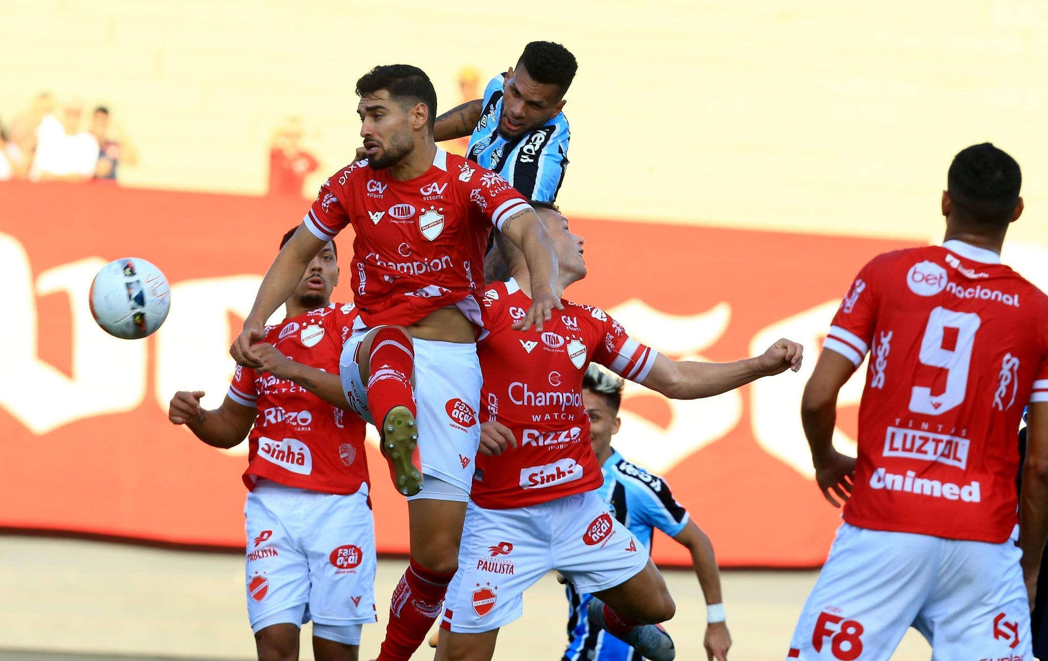 Vila Nova e Grêmio empataram
