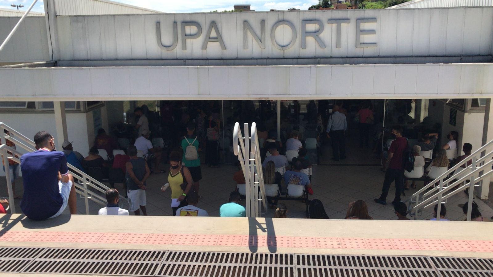 UPA Norte, em BH, é palco de briga entre pacientes e funcionários e segue lotada