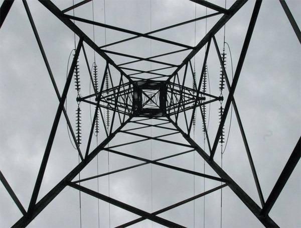 Distribuição Aneel pode forçar empresas energéticas a praticarem reajustes menores em 2012