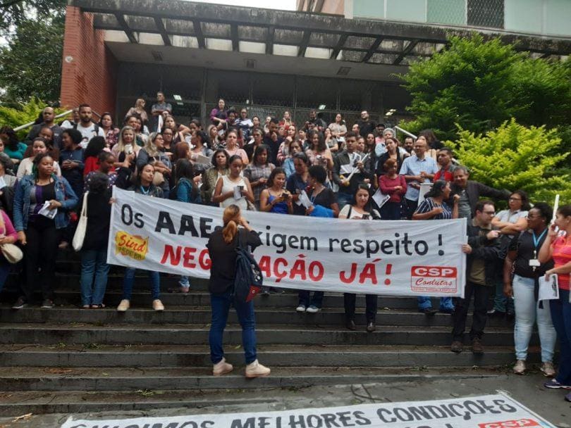 Greve foi acordada no último dia 19, em reunião da categoria, e começou nessa quinta-feira (27)