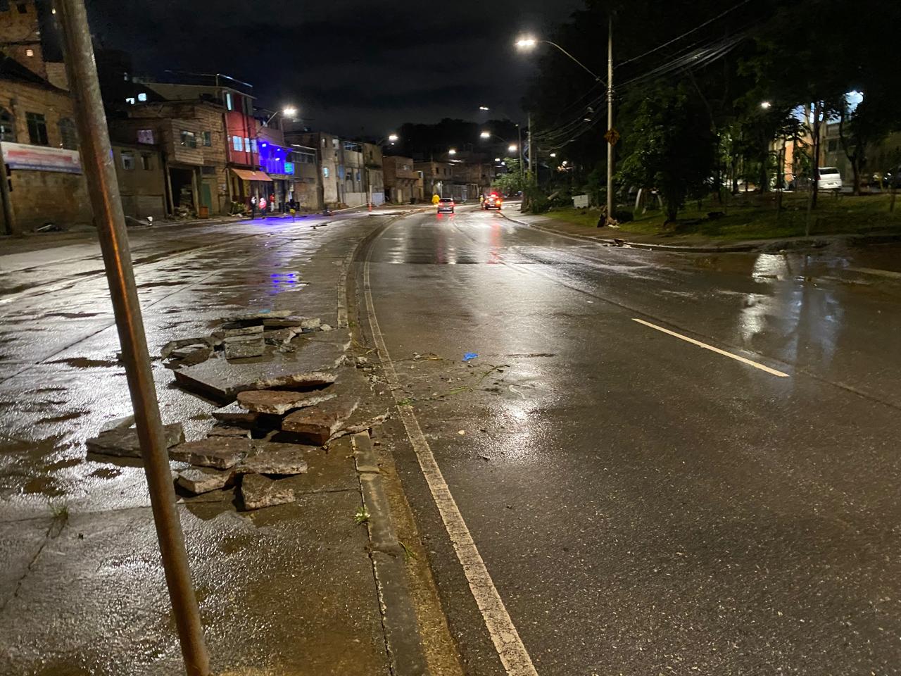 Avenida Tereza Cristina precisará passar por recapeação após temporal  