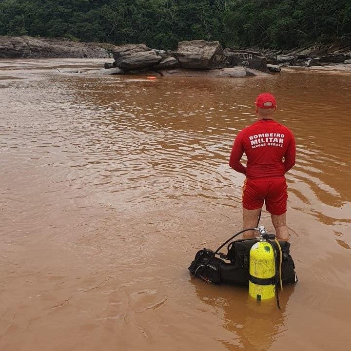 Vítimas se afogaram no rio Santo Antônio, na cidade de Ferros