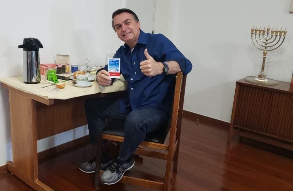 Jair Bolsonaro diz que está curado da Covid-19