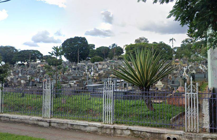 Vítima foi sepultada no cemitério da Saudade e será exumada