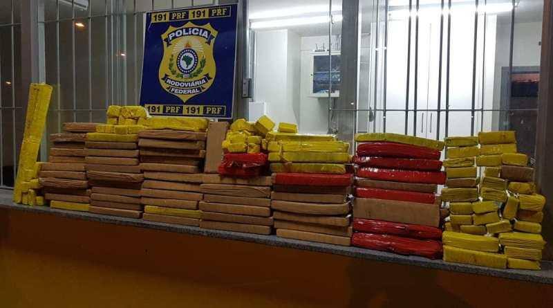 Em Montes Claros, PRF apreende 140 kg de maconha oculta em lataria de carro