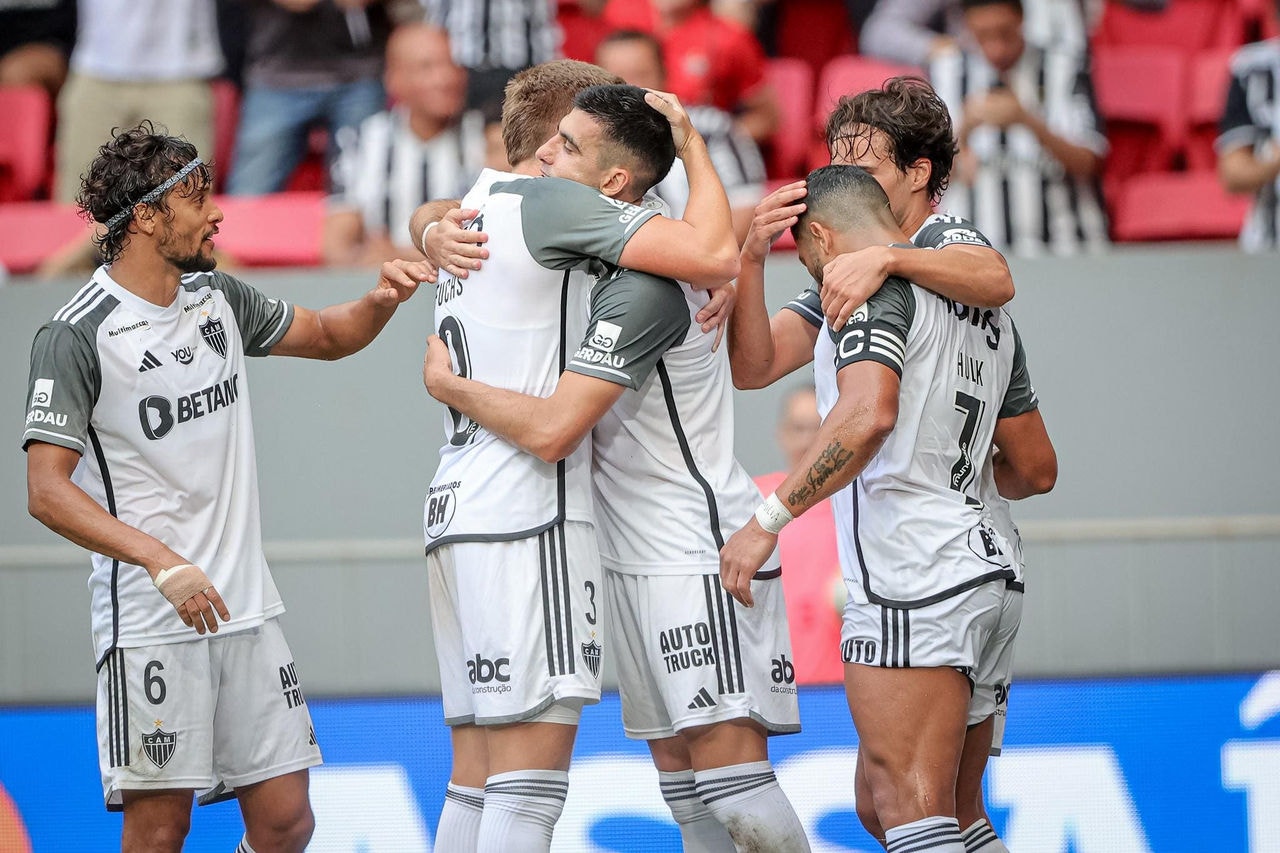 Battaglia marcou o primeiro gol do Atlético na partida