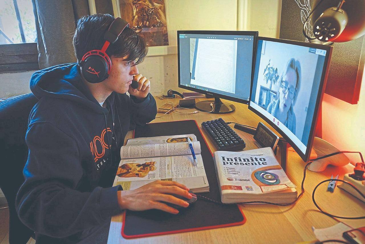 Profissionais da educação acreditam ser irreversível o uso das plataformas digitais para fins pedagógicos, algo que foi acelerado pela pandemia
