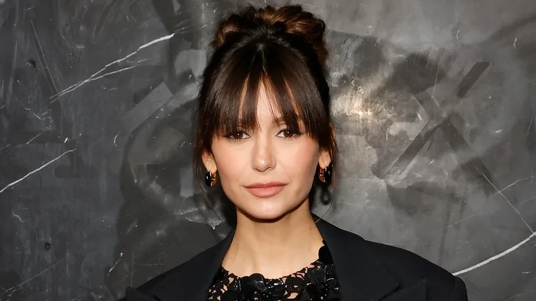 O que aconteceu a Nina Dobrev? Explicamos o acidente sério da atriz de Vampire Diaries