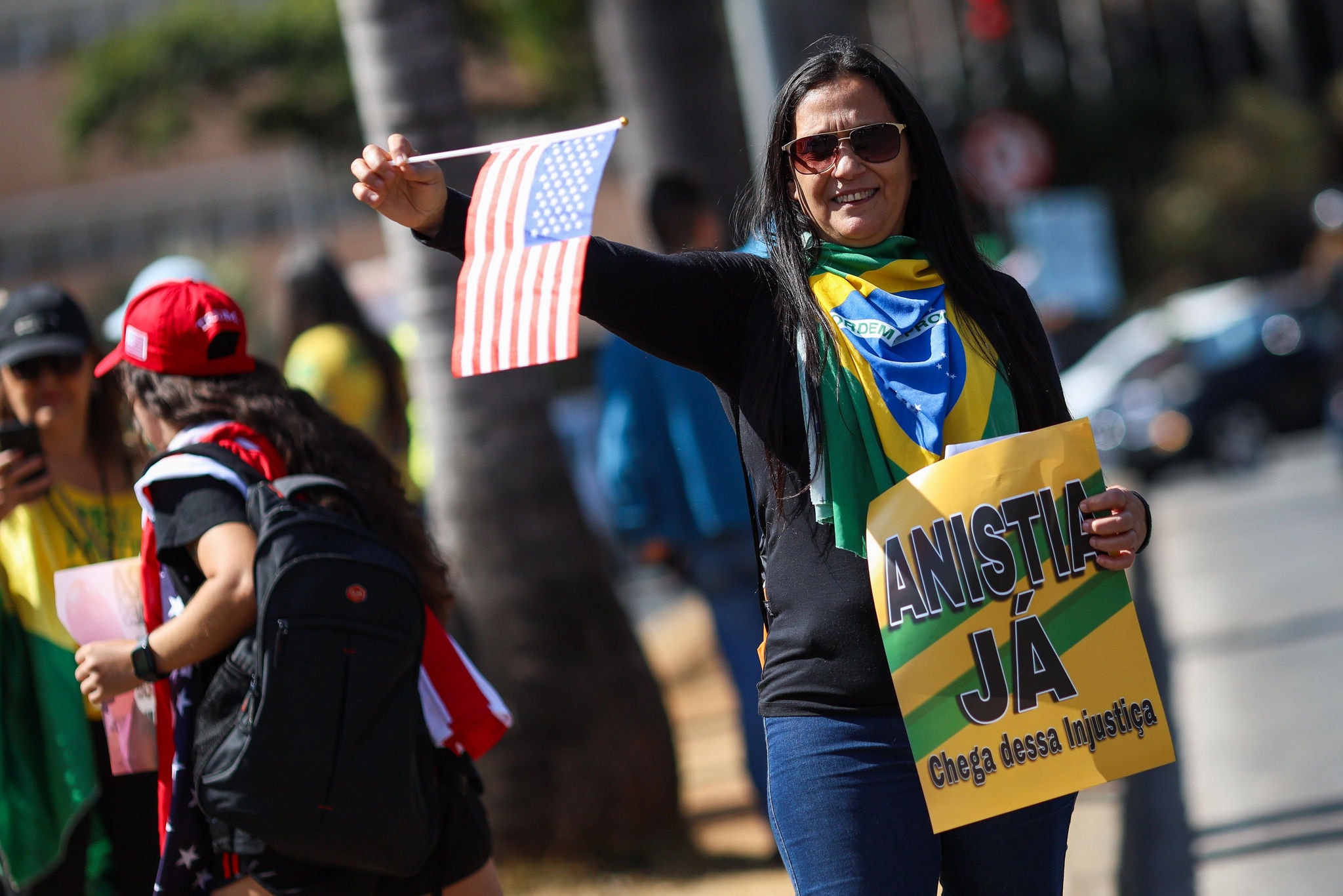 Manifestação em apoio ao ex-presidente Jair Bolsonaro e contra o ministro do STF Alexandre de Moraes, na Praça da Liberdade, em BH.