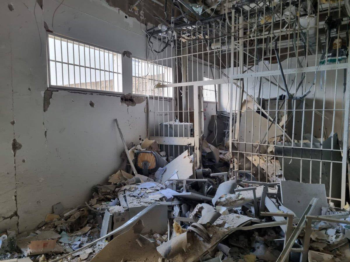Assalto em Itajubá: veja fotos de como a agência da Caixa ficou após o crime