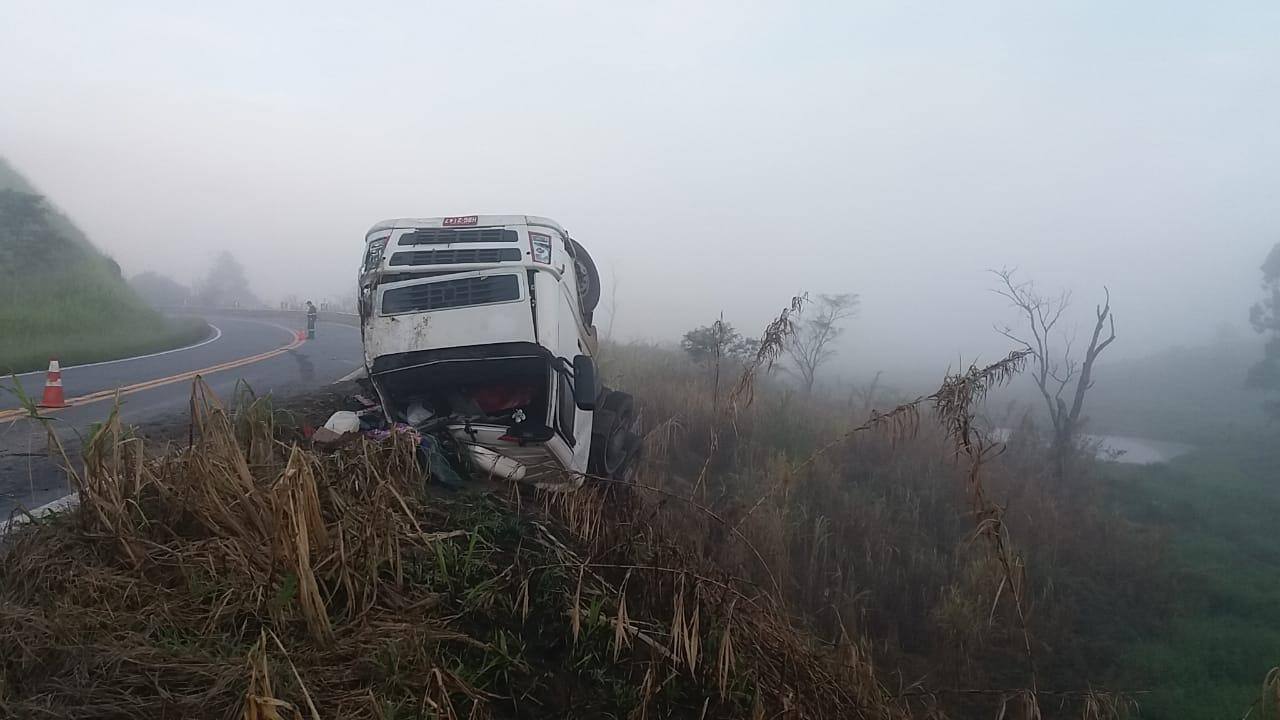 BR-267 está totalmente fechada e há risco de explosão em Juiz de Fora