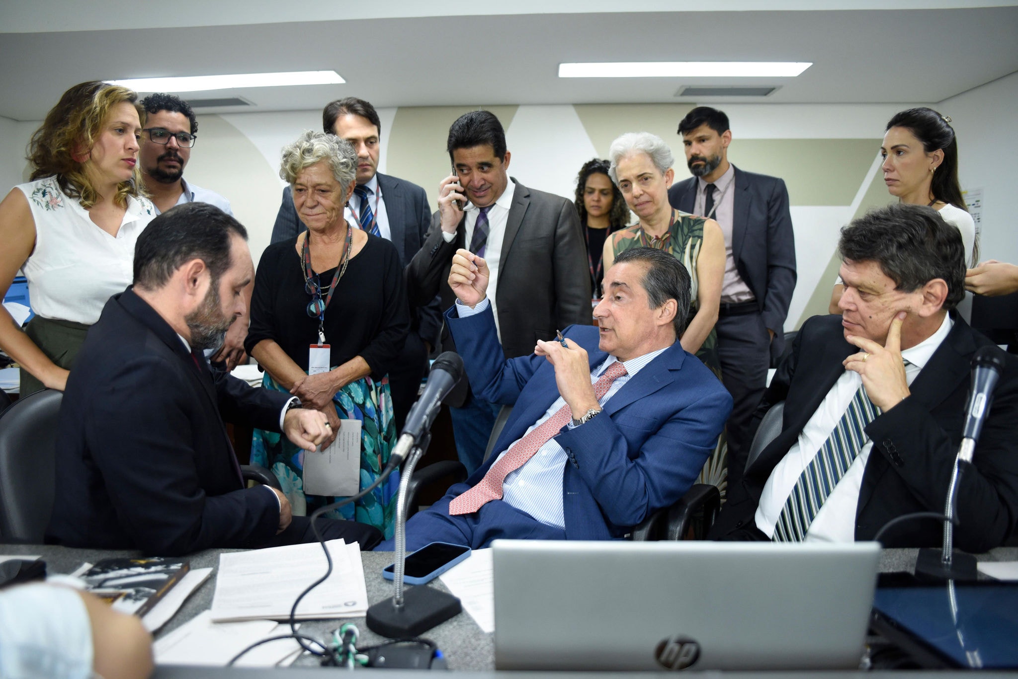 orçamento-2024-sem-1-bilhão-by-guilherme-dardanhan-almg