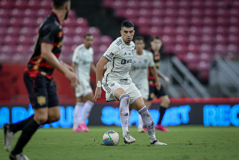 Rodrigo Battaglia, volante do Atlético