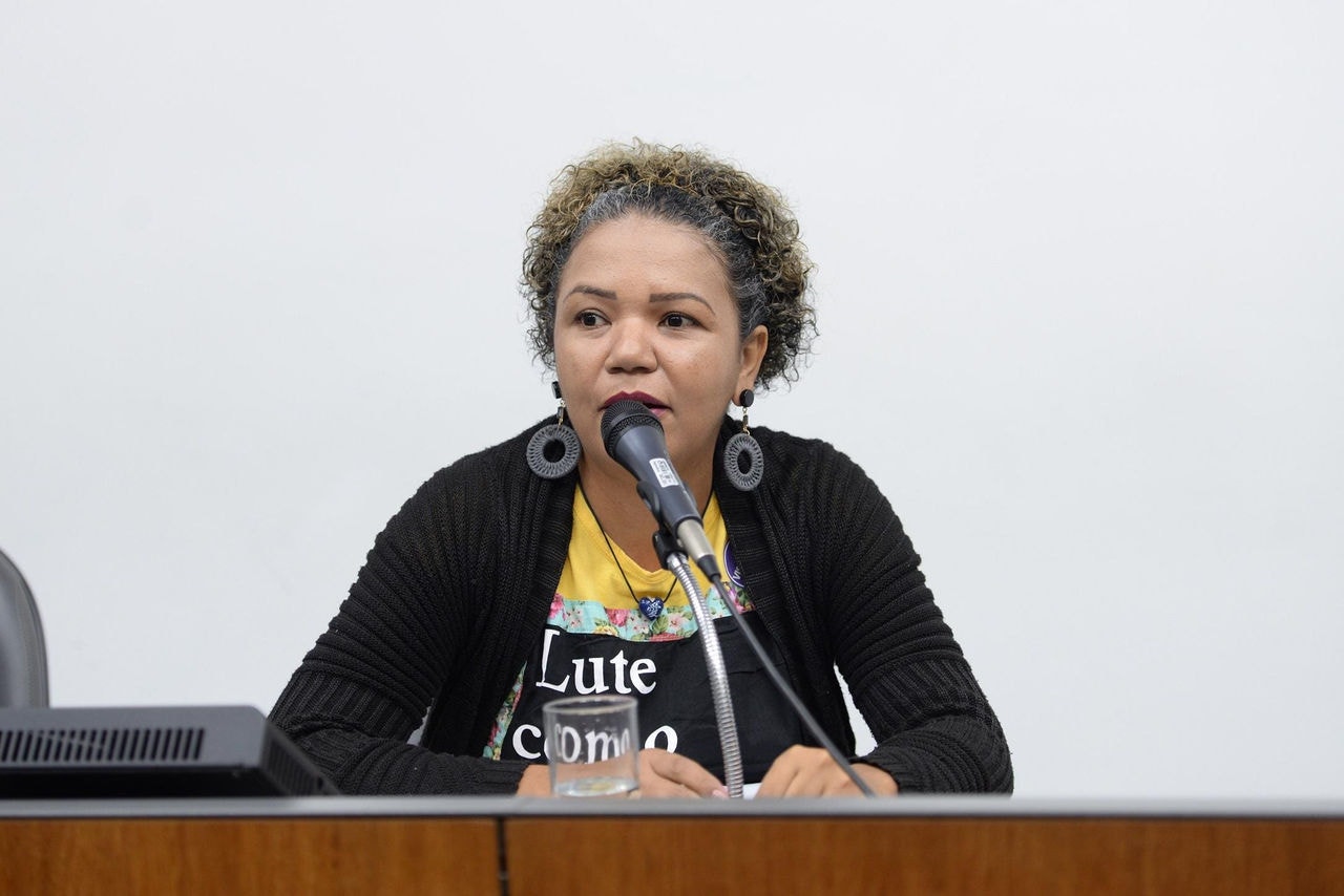 Coordenadora do Sindicato Único dos Trabalhadores em Educação de Minas Gerais (Sind-UTE/MG), Denise de Paula Romano