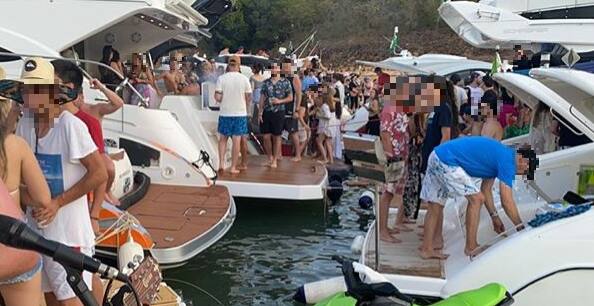 Entorno das embarcações ficou lotado