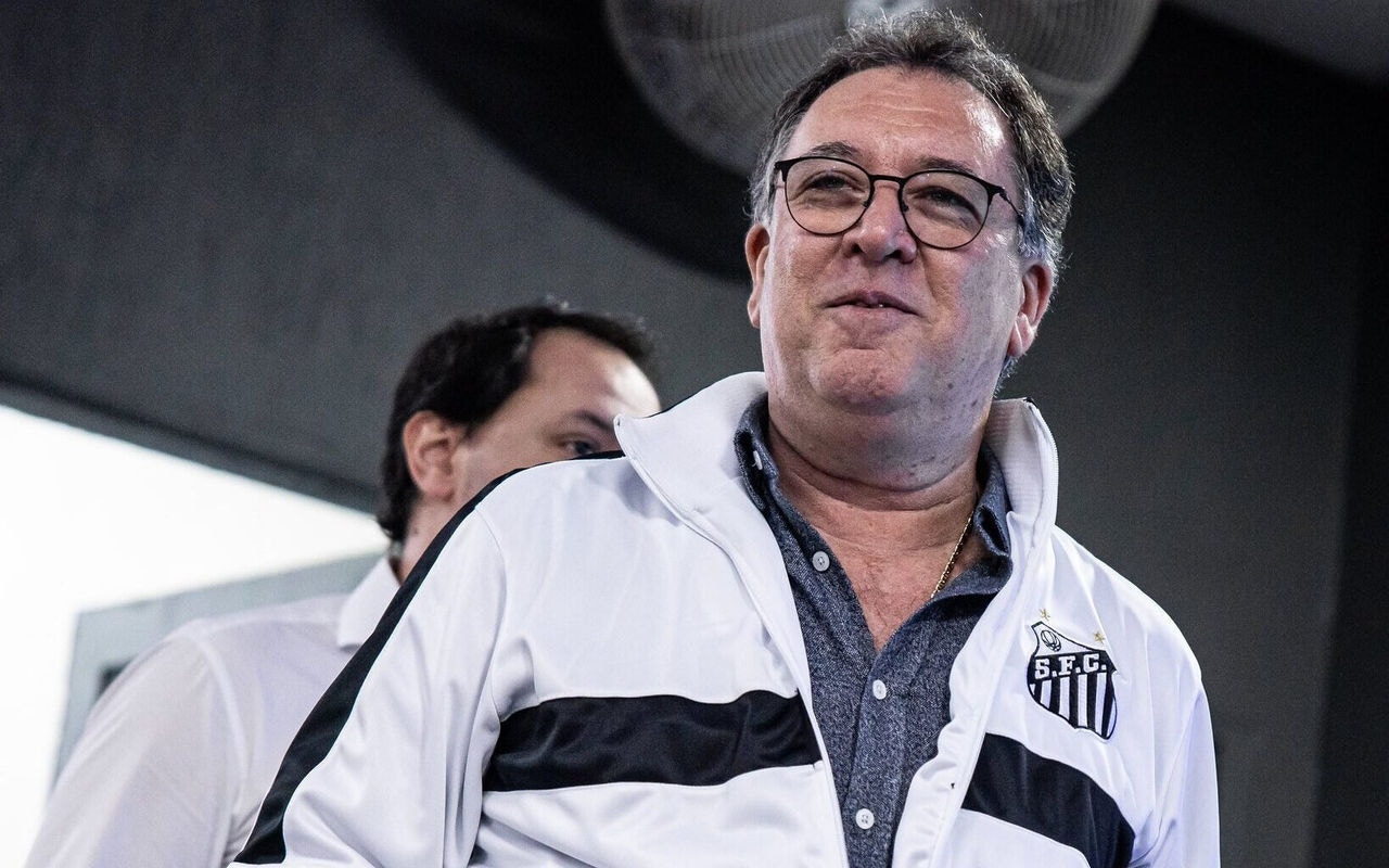Marcelo Teixeira falou sobre reforços (Foto: Raul Baretta/ Santos FC)