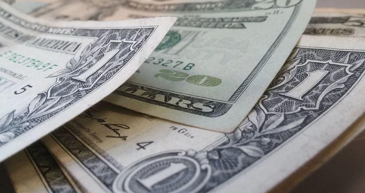 Dólar